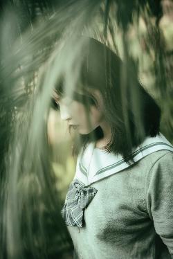 年轻漂亮的女士护士内衣