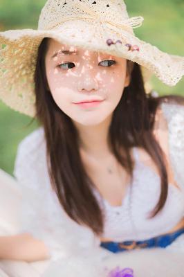 老婆出差闺蜜来家住几天